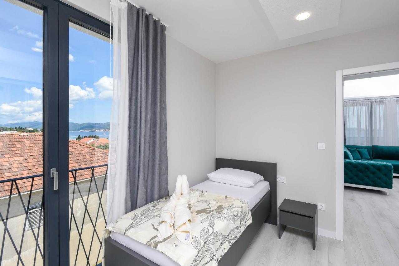 Sunny Day Luxury Holiday Apartments Orebić Eksteriør bilde