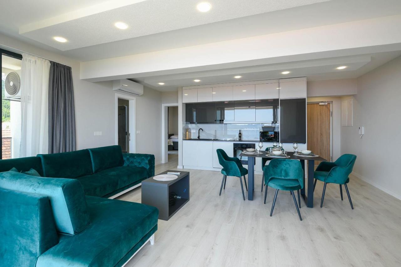 Sunny Day Luxury Holiday Apartments Orebić Eksteriør bilde