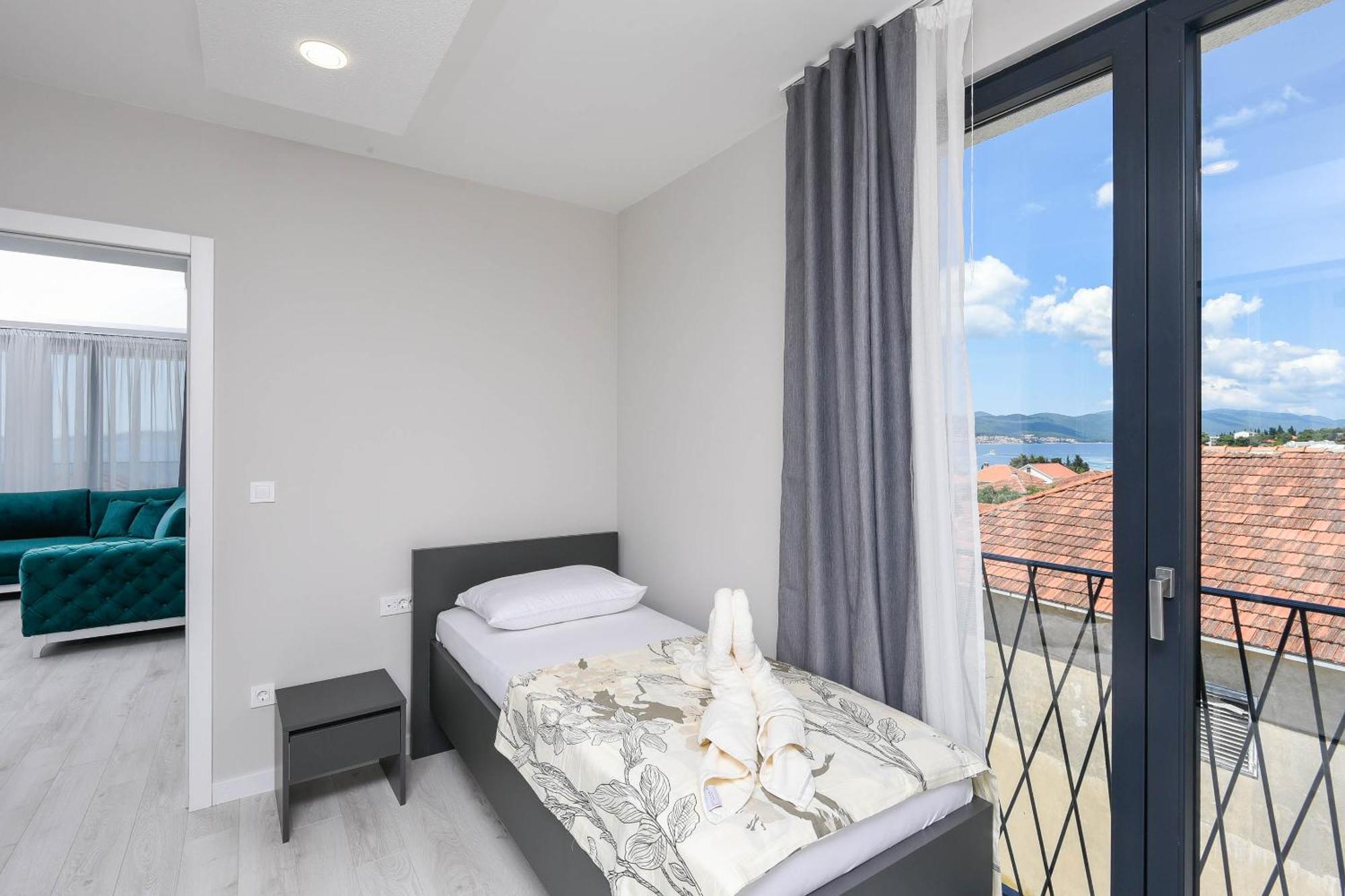 Sunny Day Luxury Holiday Apartments Orebić Eksteriør bilde