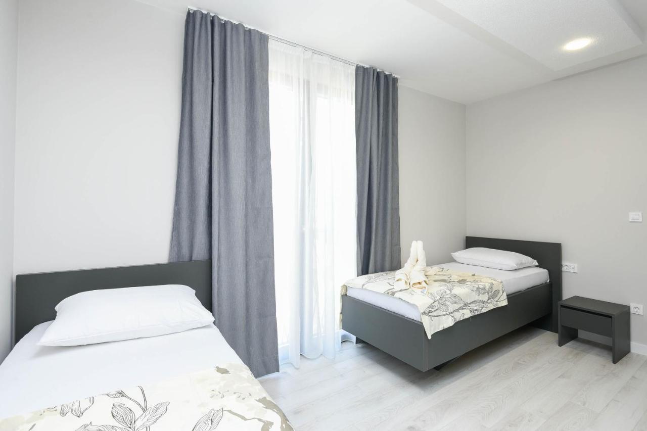 Sunny Day Luxury Holiday Apartments Orebić Eksteriør bilde
