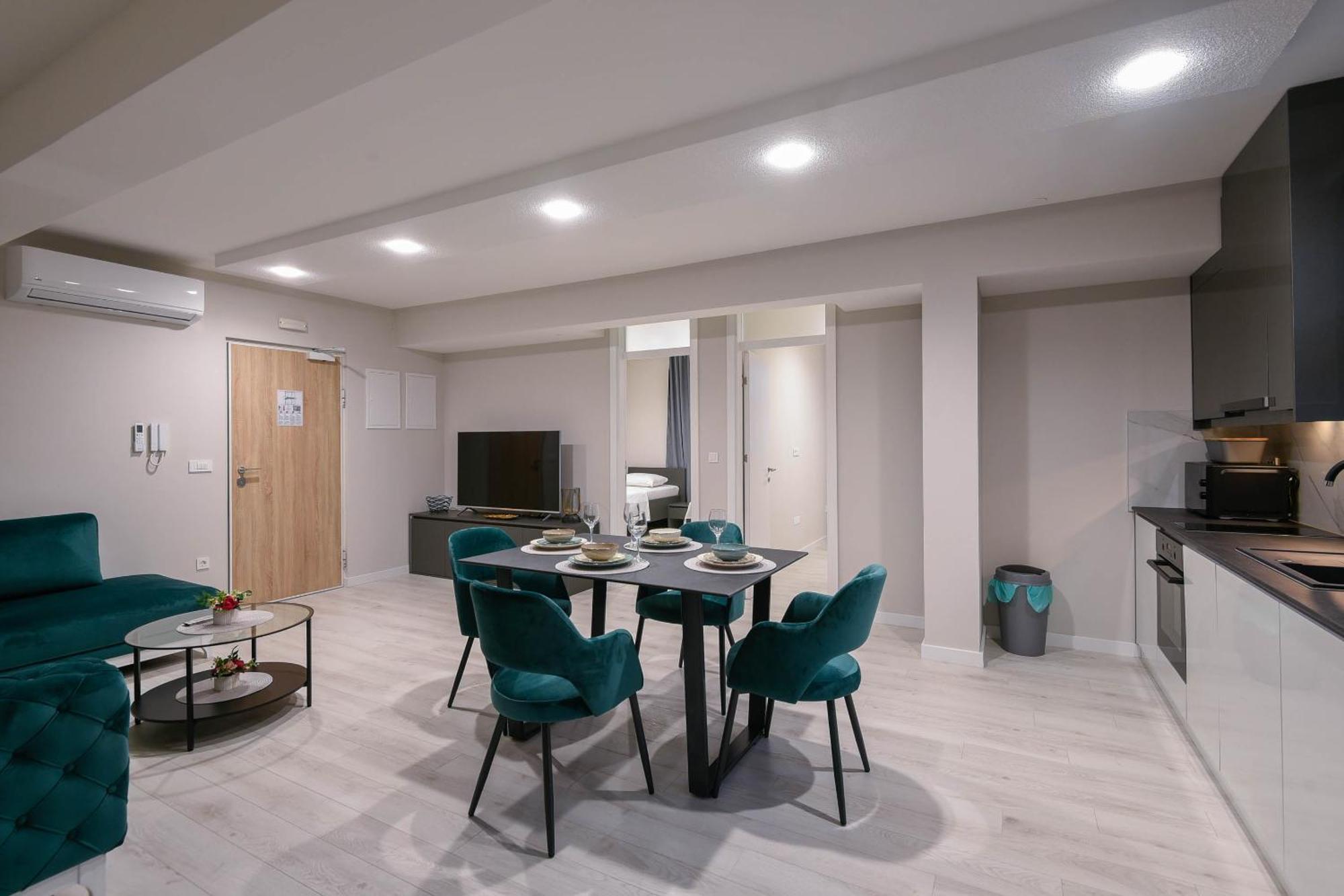 Sunny Day Luxury Holiday Apartments Orebić Eksteriør bilde