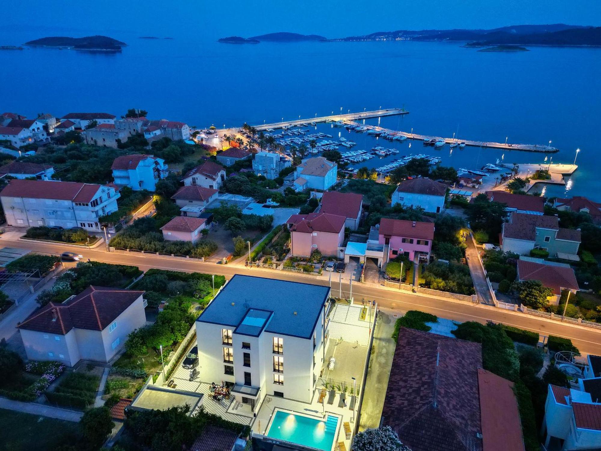 Sunny Day Luxury Holiday Apartments Orebić Eksteriør bilde